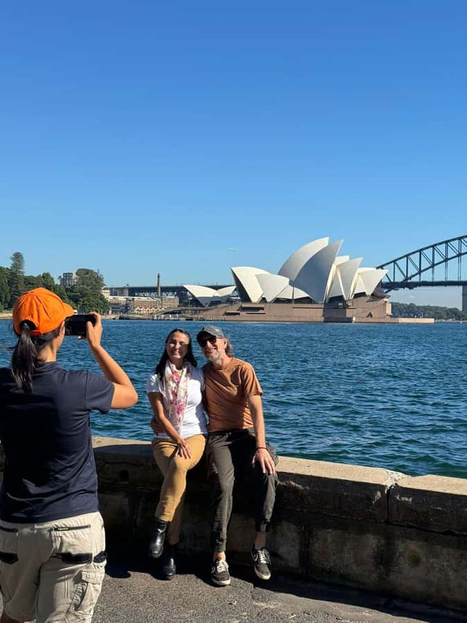 1/2 day Sydney Sightseeing and Bondi Beach Tour - Sydney Harbour Bridge and the Opera House, without the stress