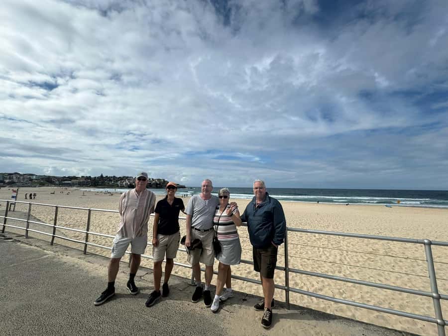 1/2 day Sydney Sightseeing and Bondi Beach Tour - Who this tour suits best, and who should rethink it