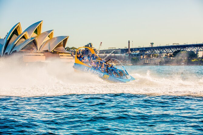 30-Minute Sydney Harbour Jet Boat Ride: Jet Blast - Wet, salt spray, and comfort tips that actually matter