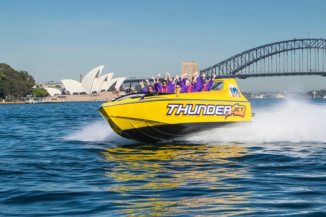 30-Minute Sydney Harbour Jet Boat Ride on Thunder Twist - How the captain runs the spins and keeps it fun, like John and Tom