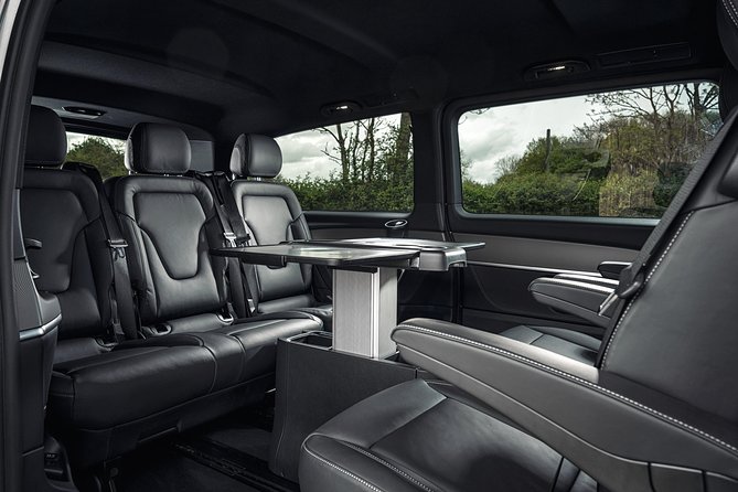 Arrival Transfer: Sydney Airport SYD to Sydney in Luxury Van - The Meet-and-Greet Process in Sydney Airport Arrivals