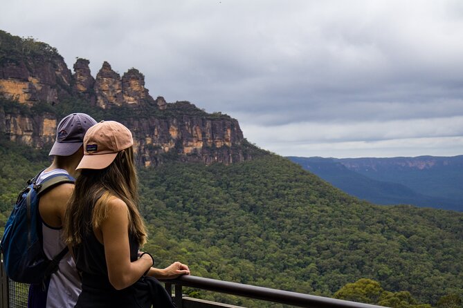 Blue Mountains Day Tour from Sydney - Echo Point for the Three Sisters and Jamison Valley, then on to Leura