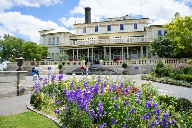 Blue Mountains Luxury Tour from Sydney - Luxury sedan, SUV, or van: comfort that actually helps