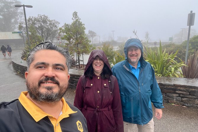 Blue Mountains Private Tours Sydney Zoo or Scenic world Options - Echo Point Lookout and the Three Sisters area