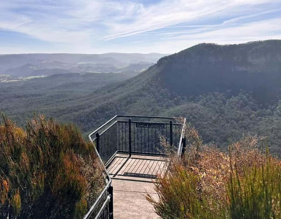 Blue Mountains Tour, Katoomba Falls & Cockatoos Small Group - Cahill’s Lookout and Boar’s Head Rock, a Quieter Angle on the Views