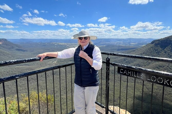 Blue Mountains Tour & Main Attractions & Suv Pick up & drop off - Featherdale Wildlife Park vs Blackheath: Choose Your Style of Nature Time
