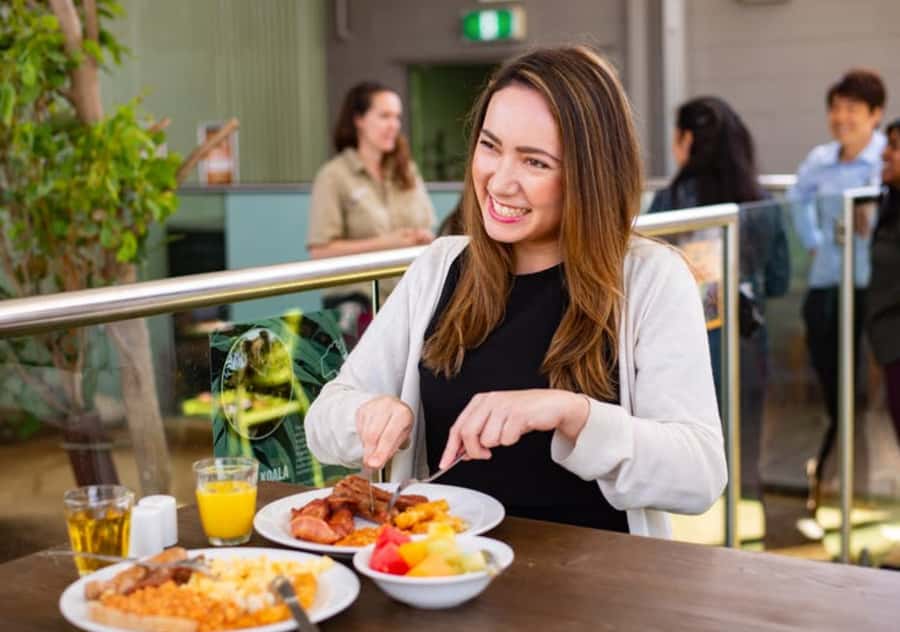 Breakfast with Koalas at WILD LIFE Zoo Darling Harbour - Arriving by 07:15: The Small Logistics That Make the Morning Smooth