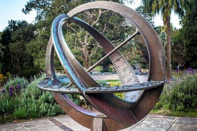 Explore Sydney’s Botanic Gardens In a Series of Fun Cryptic Clues