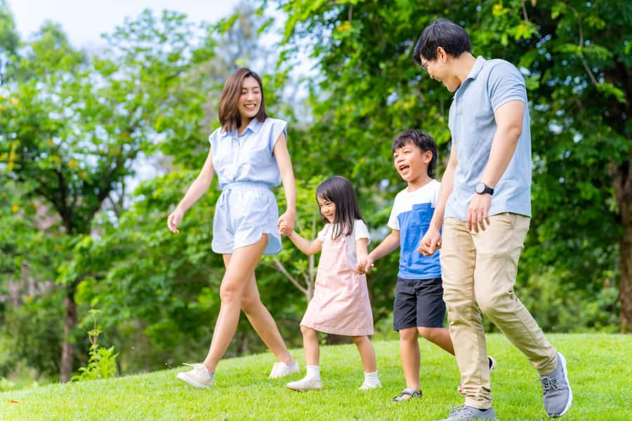 Family Photoshoot in Sydney - Practical planning tips so your photos look like you