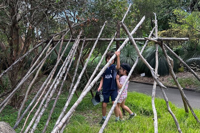Foraging Tour: Botanical Gardens Walk & Picnic - The 45-minute native-inspired picnic with harbour views