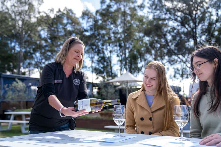 From Sydney: Award-Winning Hunter Valley Wine & Cheese Tour - Price and value: is $166 a fair deal for 10 hours?