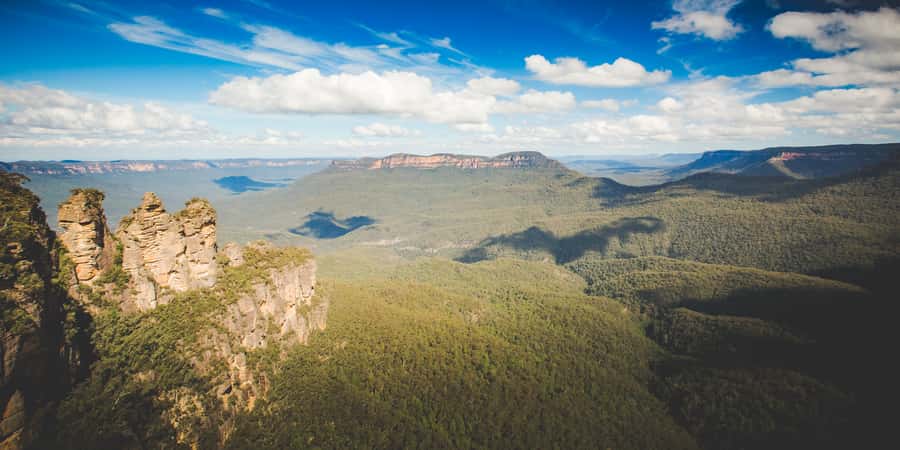 From Sydney: Blue Mountains Bushwalks & Featherdale Tour - How the guides shape the day more than you expect