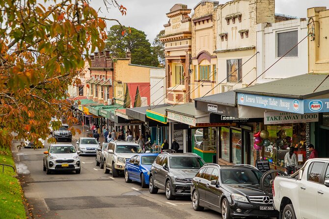 From Sydney Blue Mountains Day Tour and Hop-on, Hop-off Bus Tour - Leura village stop: a break that feels like a change of scene
