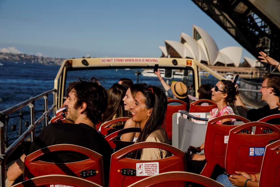 From Sydney: Blue Mountains Day Tour & Hop-on, Hop-off Tour - Sydney Zoo: Wildlife Time That’s Built for Up-Close Moments