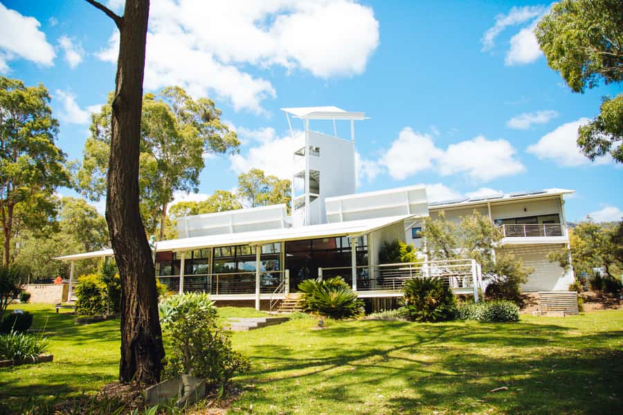 From Sydney: Full-Day Hunter Valley Tour w/ Tastings & Lunch - Wineries 1 and 2: two 1-hour tastings that set the tone