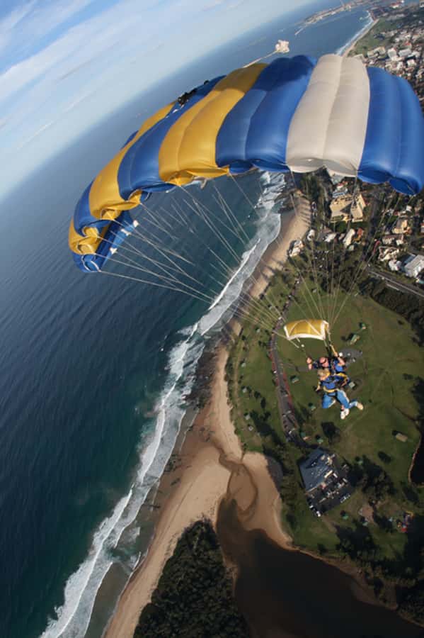 From Sydney: Tandem Skydive Experience over Beach - Tandem Skydive Over Lake Macquarie and the NSW Coast: The Big Picture