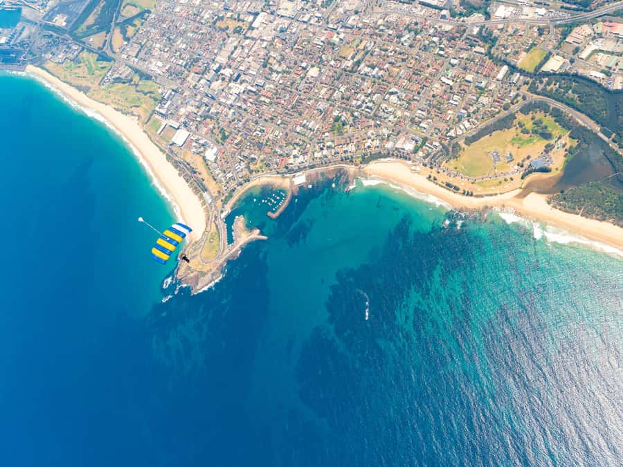 From Sydney: Tandem Skydive Experience over Beach - The Flight and Views: Newcastle, Hunter River, Lake Macquarie, and Coastline All at Once