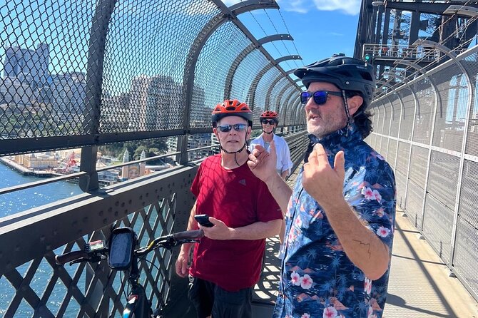 Guided Electric Bike Tour of Sydney with Bluetooth helmets - Stop-by-stop details that help you understand what you are seeing