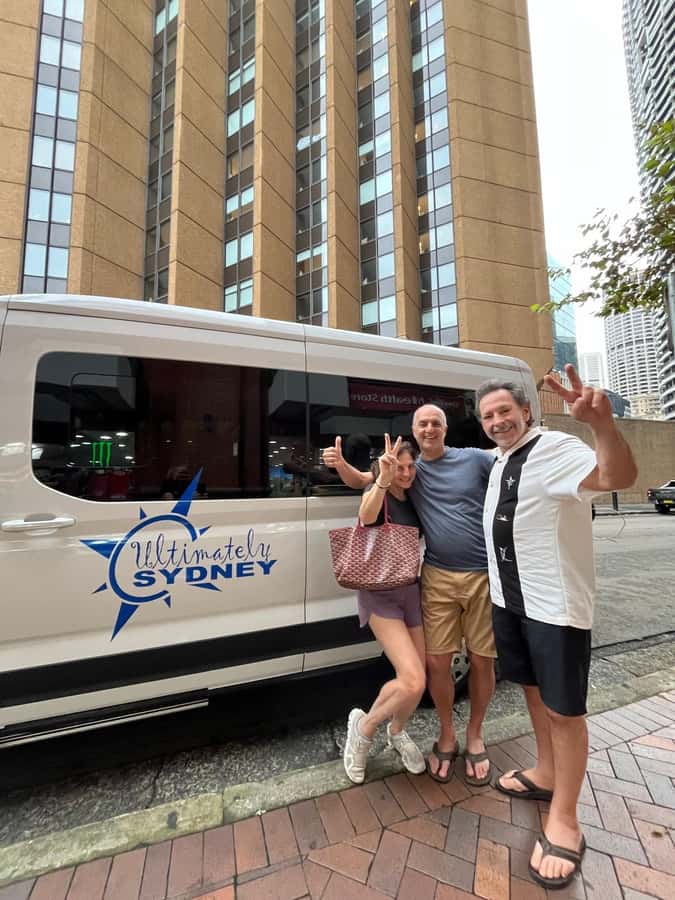 Half Day Small Group : The Story of Sydney Tour - A guide-driven morning: Sharon, Helen, and Guy in real terms