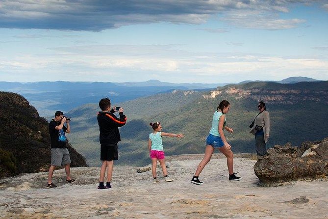 Inside the Greater Blue Mountains World Heritage - A Wildlife Safari Overnight - Glenbrook woodland time, then the push to Jenolan Caves