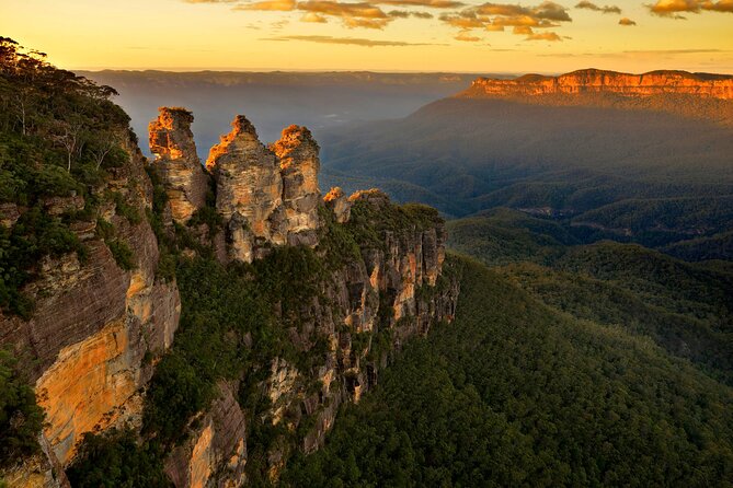 Intimate Blue Mountains Wild Kangaroos & Sunset for Nature Lovers - Sublime Point and Wentworth Falls: canyon rims with real drama