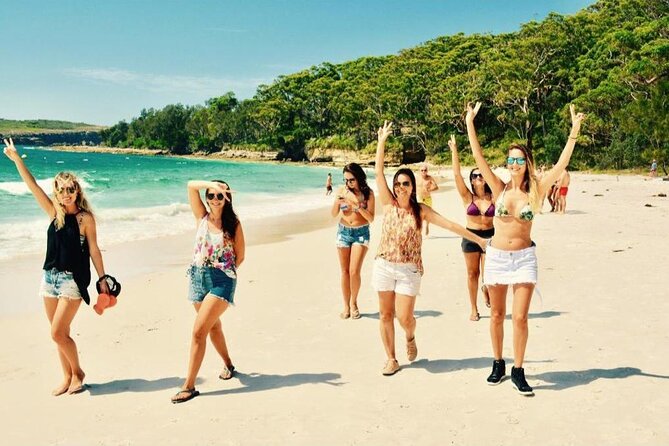 Jervis Bay Tour with Dolphins, Kangaroos & World's Whitest Beach - Huskisson free time: use the reset wisely