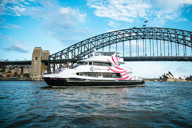 Journey Beyond Cruise Sydney all-inclusive Harbour Lunch Cruise - Harbour lunch on a 24-meter catamaran: what you get