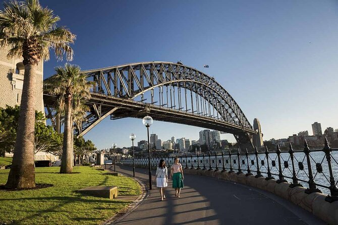 Kickstart Sydney Half-Day Private Tour - Bondi Beach: icon status, salt air, and what to do with 30 minutes