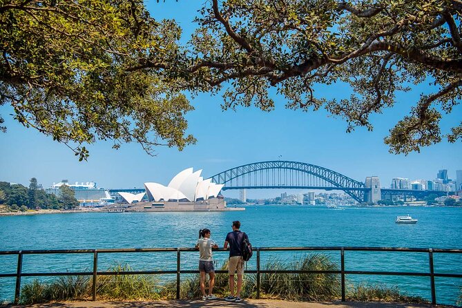Kickstart Sydney Half-Day Private Tour - Milsons Point and Kirribilli: the first harbor views set the tone
