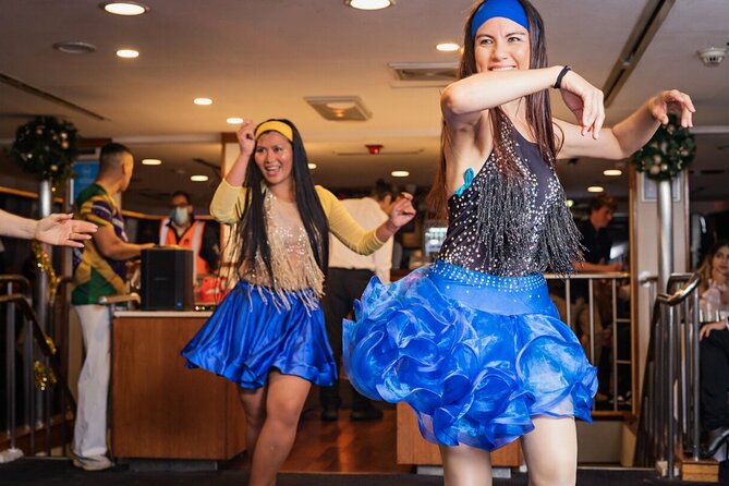 Latino Dinner Cruise on Sydney Harbour - The included buffet dinner: what you get and how it works