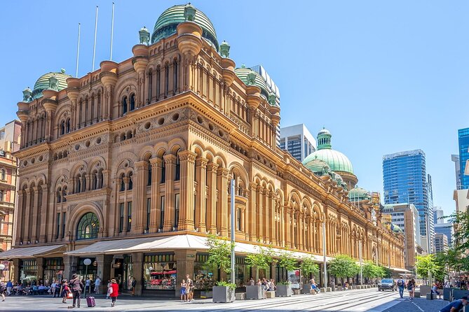 Luxury Sydney Tour - Bondi Beach and the short coastal walk that fits