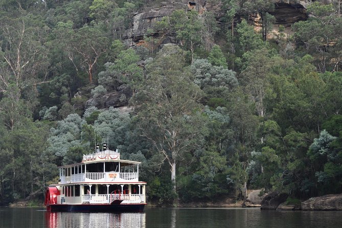 Morning Paddlewheeler Cruise in the Gorge - Meeting the captain and taking the helm for a moment