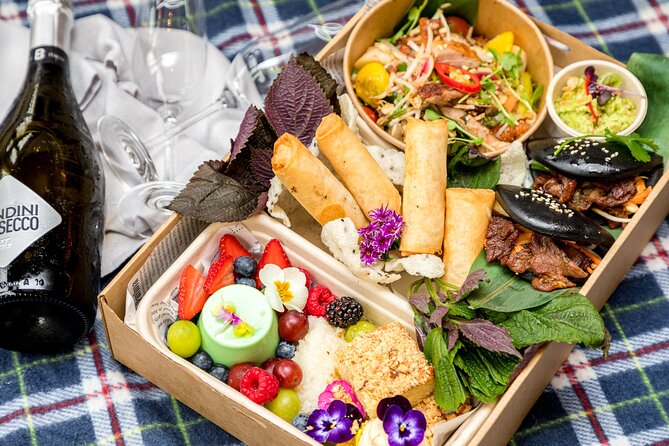 Picnic in the Royal Botanic Gardens for 2 - Botanic House meeting point: how to avoid the garden confusion