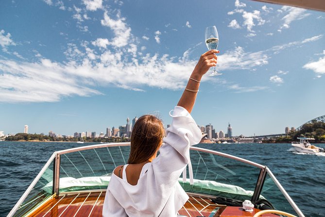 Private 2 Hour Icons and Highlights Cruise of Sydney Harbour - Key highlights at a glance