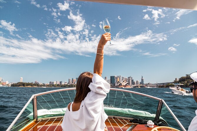 Private 90 min Luxury Cruise on Sydney Harbour - up to 6 Guests - Private luxury on Sydney Harbour, without the crowd pressure