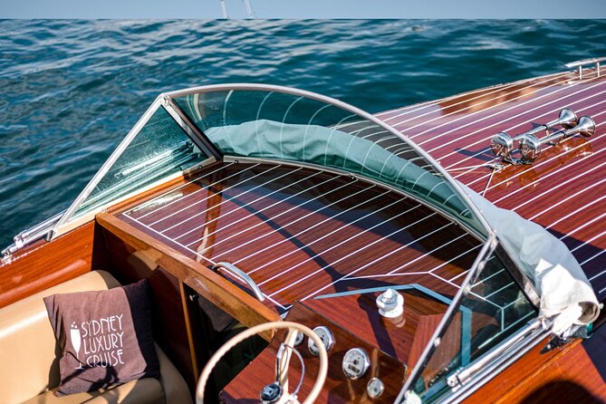 Private 90 min Luxury Cruise on Sydney Harbour - up to 6 Guests - Captain-led guidance: why the commentary can make or break it