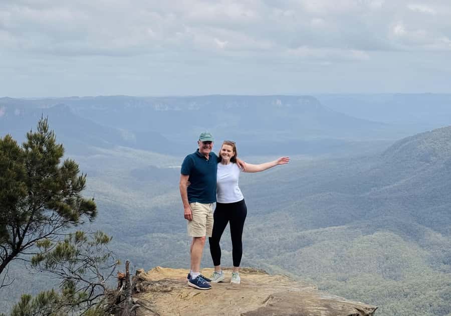 Private Blue Mountains, Scenic World & Wentworth Falls Tour - Packing and comfort tips for a full 10-hour Blue Mountains day