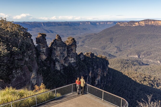 Private Blue Mountains Tour Scenic Views Wildlife and Adventure - Echo Point, Three Sisters, and Why Timing Matters