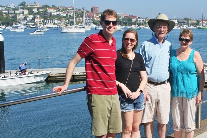 Private Luxury Tour: Sydney Sightseeing Experience - Bondi Beach for about 30 minutes: sand, surfers, and real people time