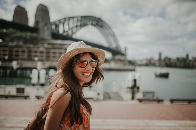 Private photo tour at Sydney’s most iconic locations - Meeting at the Opera Bar, and how to spot your photographer