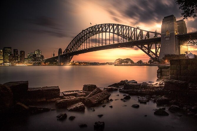 Private Sydney Harbour Sunset Photo Tour & Cruise - Stop 6: Dawes Point Park for those last-minute harbour moments