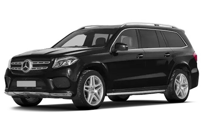 Private Transfer FROM Sydney Downtown to Sydney Airport 1-2 pax - Vehicles, comfort, and luggage limits at Sydney Airport