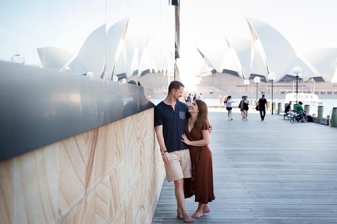 Professional Photoshoot at Opera House - Potential Snags: Lateness, Scheduling Changes, and Photo Consistency