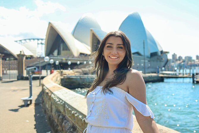 Professional Photoshoot at Opera House - The 45-Minute Flow Around Bennelong Point