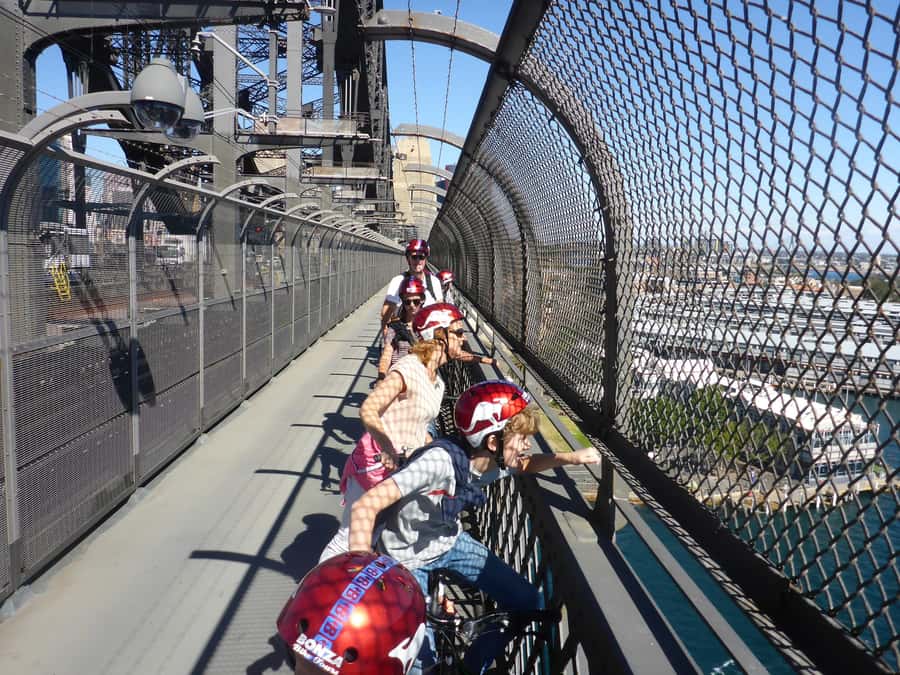 Scenic Sydney Harbour Bridge Bicycle Ride - Lunch and how the tour keeps your energy steady