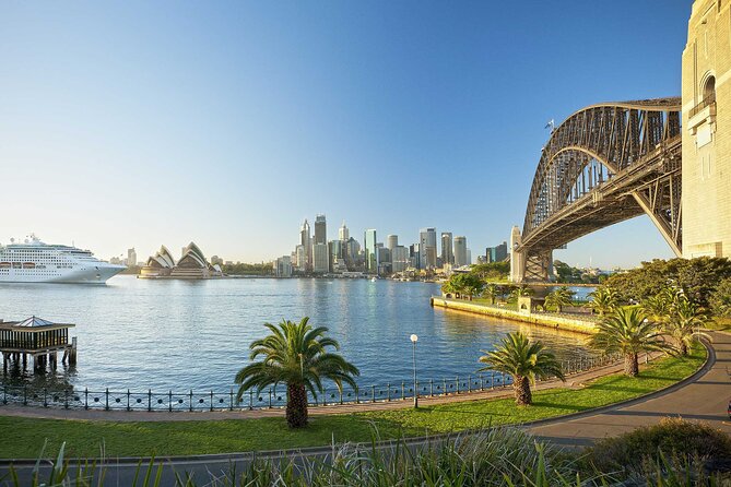 Small Group Tour Sydney City Highlights and Hidden Gems - Watsons Bay and The Gap Park: cliff-top drama with a short walk