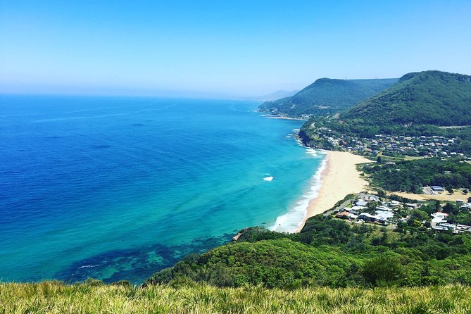 Southern Highlands & South Coast Private Tour From Sydney - Kiama Blowhole and Endeavour Lookout: watch the sea put on a show