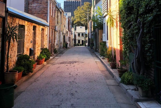 Surry Hills & Darlinghurst History Tour — Gangsters, Girls & Grog - Finishing on Crown Street: speakeasy-style nights after dark history