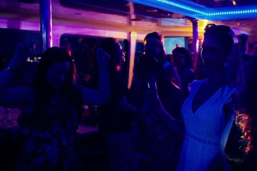 Sydney: 3 Hour Abba Tribute Show Harbour Cruise with Buffet - Harbour Views From the Deck, Without Killing the Party