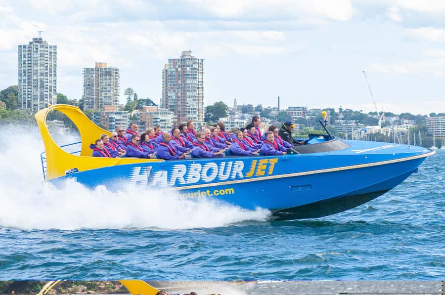 Sydney: 30-Minute Jet Boat Ride from Darling Harbour - On-board reality: ponchos, storage, and getting soaked the right way